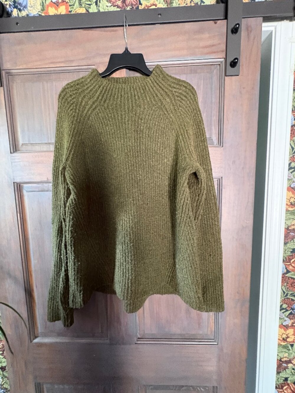 Madewell Olive green sweater Size medium womens